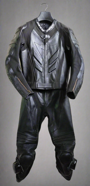 CUSTOM DESIGN CUSTOM FIT FULL BLACK SUPER SPEED D1 MOTORCYCLE COWHIDE LEATHER SUIT TWO PIECE FRONT