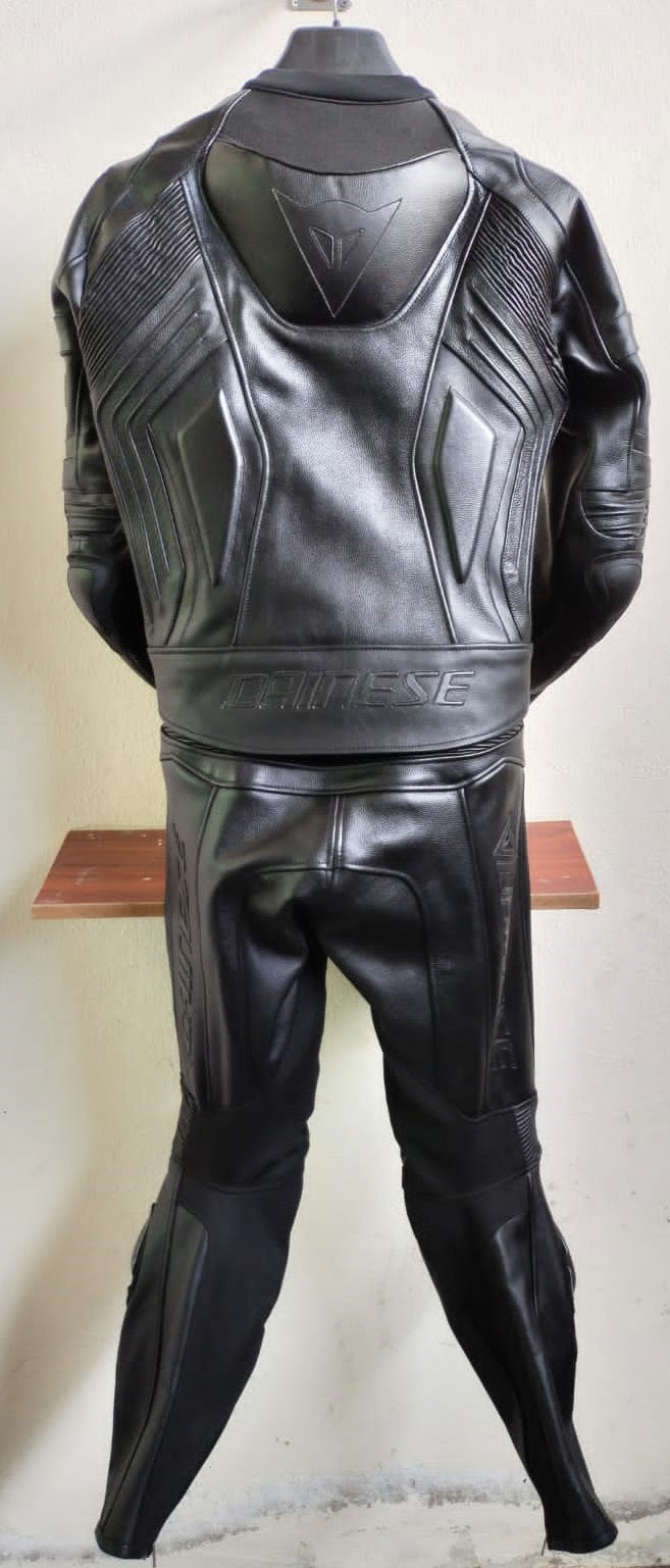 CUSTOM DESIGN CUSTOM FIT FULL BLACK SUPER SPEED D1 MOTORCYCLE COWHIDE LEATHER SUIT TWO PIECE BACK